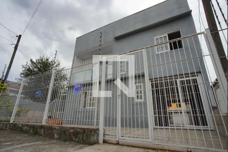 Casa à venda com 170m², 4 quartos e 2 vagasFachada