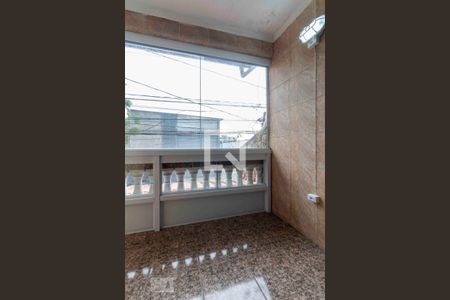 Casa para alugar com 255m², 2 quartos e 1 vaga Casa para alugar com 255m², 2 quartos e 1 vagaVaranda Quarto 1 - Suite