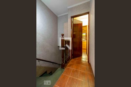 Casa para alugar com 255m², 2 quartos e 1 vaga Casa para alugar com 255m², 2 quartos e 1 vagaCorredor