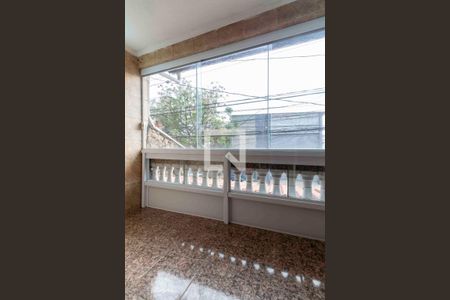 Casa para alugar com 255m², 2 quartos e 1 vaga Casa para alugar com 255m², 2 quartos e 1 vagaVaranda Quarto 1 - Suite