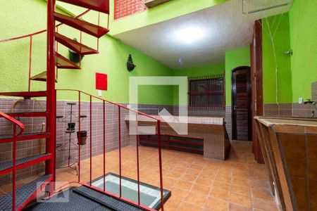 Casa para alugar com 255m², 2 quartos e 1 vaga Casa para alugar com 255m², 2 quartos e 1 vagaÁrea de Serviço