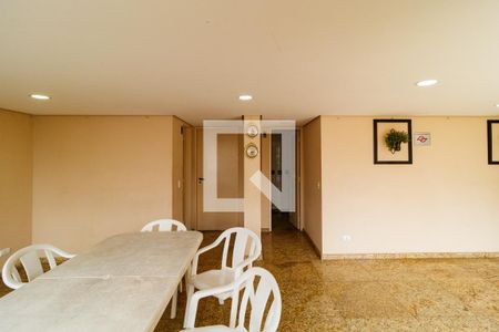 Apartamento à venda com 58m², 2 quartos e 1 vagaÁrea comum