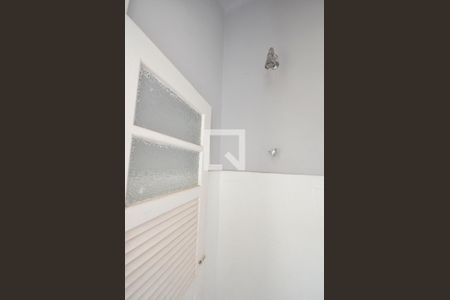 Apartamento para alugar com 70m², 3 quartos e sem vaga Apartamento para alugar com 70m², 3 quartos e sem vagaBanheiro da Suíte