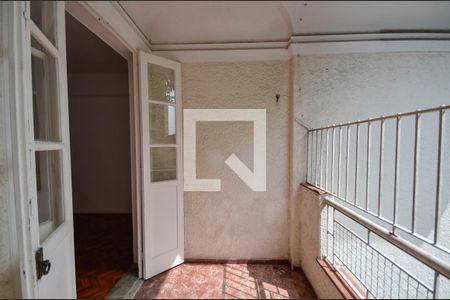 Apartamento para alugar com 70m², 3 quartos e sem vaga Apartamento para alugar com 70m², 3 quartos e sem vagaVaranda da Sala