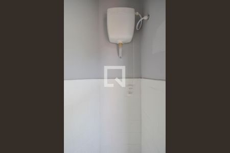 Apartamento para alugar com 70m², 3 quartos e sem vaga Apartamento para alugar com 70m², 3 quartos e sem vagaBanheiro da Suíte