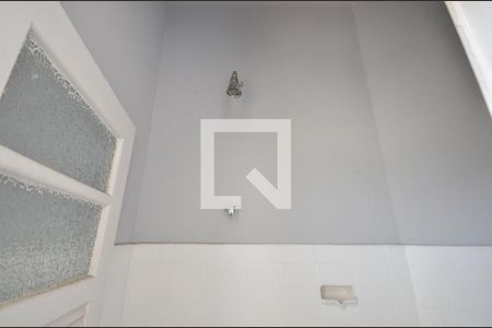 Apartamento para alugar com 70m², 3 quartos e sem vaga Apartamento para alugar com 70m², 3 quartos e sem vagaBanheiro da Suíte