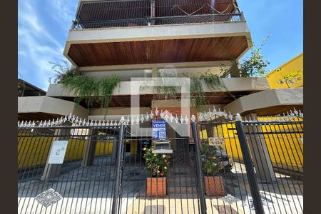 Apartamento à venda com 300m², 3 quartos e 1 vagaFachada + plaquinha