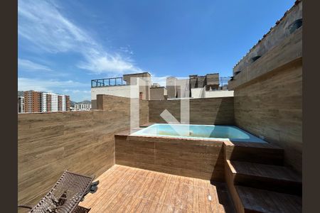 Apartamento à venda com 300m², 3 quartos e 1 vagaPiscina da cobertura