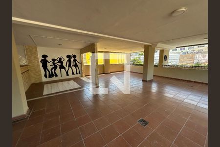 Apartamento à venda com 300m², 3 quartos e 1 vagaÁrea comum - Salão de festas
