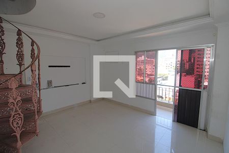 Apartamento à venda com 300m², 3 quartos e 1 vagaSala