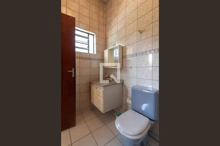 Casa para alugar com 120m², 2 quartos e sem vaga Casa para alugar com 120m², 2 quartos e sem vagaBanheiro da Suíte