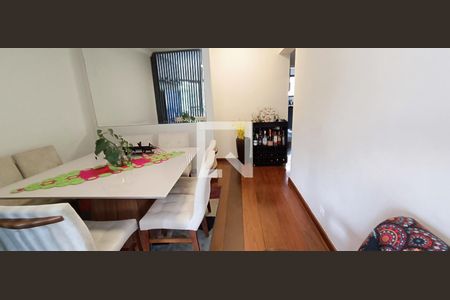 Apartamento à venda com 118m², 3 quartos e 3 vagas Apartamento à venda com 118m², 3 quartos e 3 vagasSala