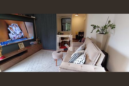 Apartamento à venda com 118m², 3 quartos e 3 vagas Apartamento à venda com 118m², 3 quartos e 3 vagasSala