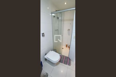 Apartamento à venda com 118m², 3 quartos e 3 vagas Apartamento à venda com 118m², 3 quartos e 3 vagasBanheiro