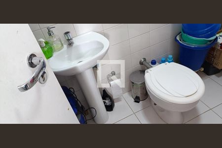 Apartamento à venda com 118m², 3 quartos e 3 vagas Apartamento à venda com 118m², 3 quartos e 3 vagasBanheiro de serviço