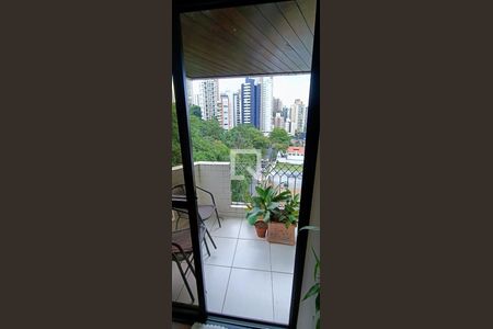 Apartamento à venda com 118m², 3 quartos e 3 vagas Apartamento à venda com 118m², 3 quartos e 3 vagasVaranda da Sala