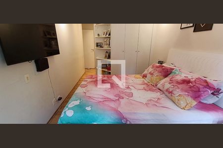 Apartamento à venda com 118m², 3 quartos e 3 vagas Apartamento à venda com 118m², 3 quartos e 3 vagasSuíte