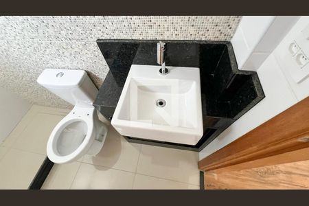Apartamento à venda com 71m², 3 quartos e 2 vagasBanheiro Social