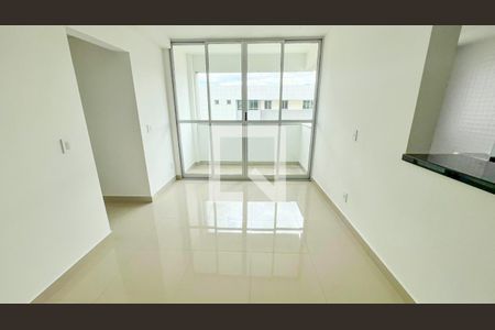 Sala de apartamento à venda com 3 quartos, 71m² em Carlos Prates, Belo Horizonte