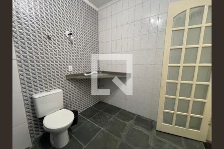 Casa à venda com 700m², 8 quartos e 2 vagasBanheiro 3