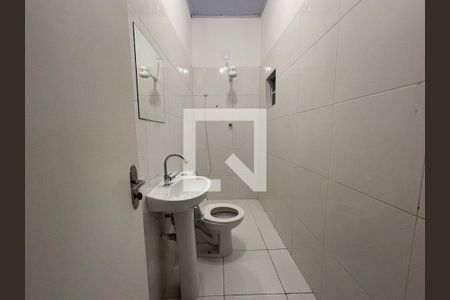 Casa à venda com 700m², 8 quartos e 2 vagasBanheiro 4