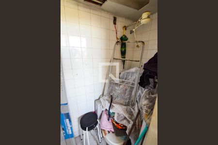 Apartamento à venda com 72m², 2 quartos e 1 vaga Apartamento à venda com 72m², 2 quartos e 1 vagaBanheiro de serviço