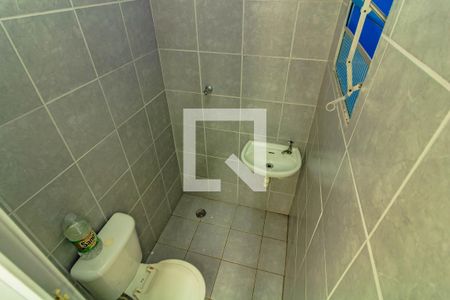 Casa à venda com 180m², 4 quartos e 2 vagasBanheiro de Serviço