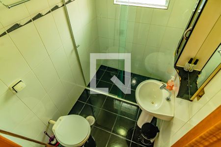 Casa à venda com 180m², 4 quartos e 2 vagasBanheiro 