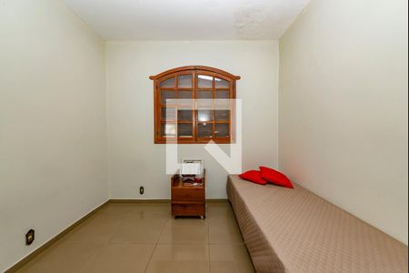 Casa à venda com 330m², 6 quartos e 3 vagasQuarto 5