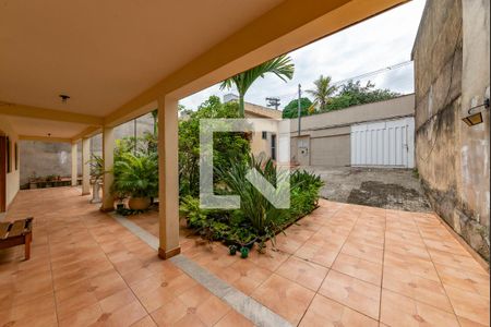Casa à venda com 330m², 6 quartos e 3 vagasQuintal