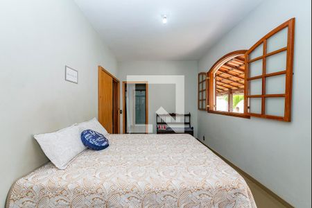 Casa à venda com 330m², 6 quartos e 3 vagasSuíte 1