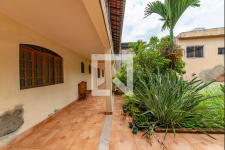 Casa à venda com 330m², 6 quartos e 3 vagasQuintal