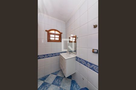 Casa à venda com 330m², 6 quartos e 3 vagasBanheiro da Suíte 2