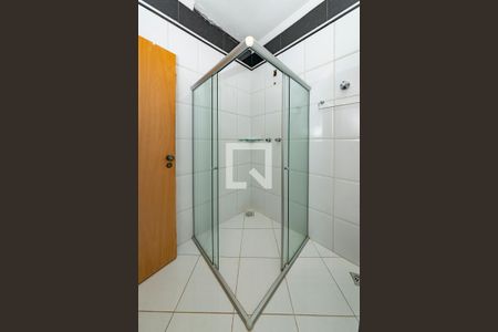 Casa à venda com 330m², 6 quartos e 3 vagasBanheiro da Suíte 1