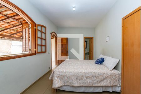 Casa à venda com 330m², 6 quartos e 3 vagasSuíte 1