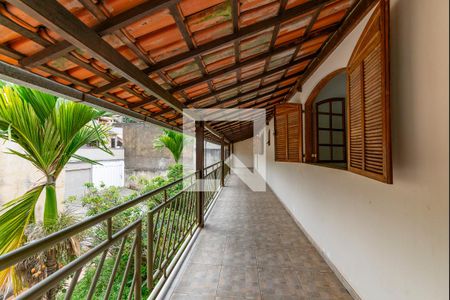 Casa à venda com 330m², 6 quartos e 3 vagasVaranda