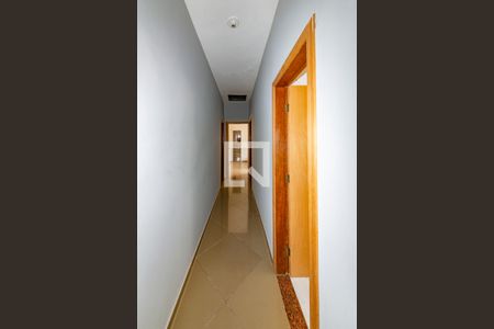 Casa à venda com 330m², 6 quartos e 3 vagasCorredor