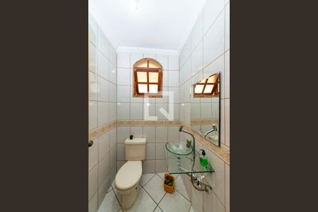 Casa à venda com 330m², 6 quartos e 3 vagasLavabo