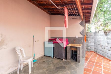 Casa à venda com 277m², 3 quartos e 3 vagasÁrea de serviço