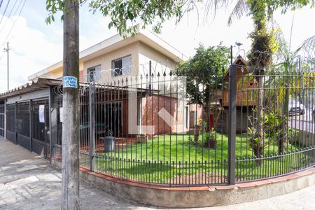 Casa à venda com 277m², 3 quartos e 3 vagasFachada