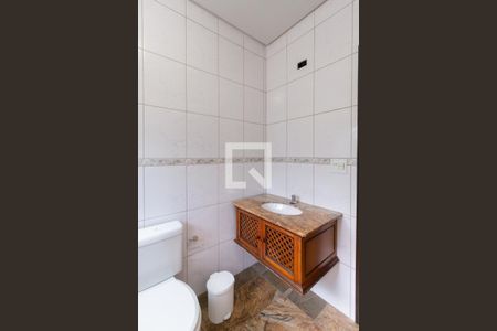 Casa à venda com 277m², 3 quartos e 3 vagasBanheiro