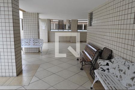 Apartamento à venda com 75m², 2 quartos e 1 vagaÁrea comum