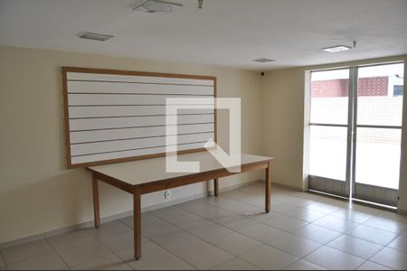 Apartamento à venda com 75m², 2 quartos e 1 vagaÁrea comum