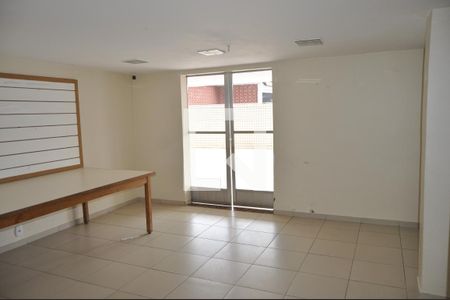 Apartamento à venda com 75m², 2 quartos e 1 vagaÁrea comum