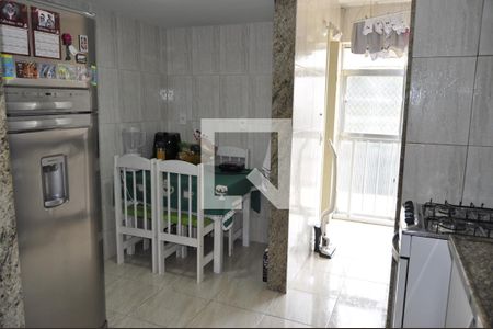 Apartamento à venda com 75m², 2 quartos e 1 vagaCozinha 