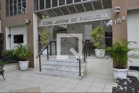 Apartamento à venda com 75m², 2 quartos e 1 vagaFachada