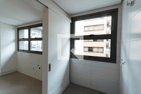 Apartamento à venda com 120m², 3 quartos e 2 vagasÁrea de Serviço