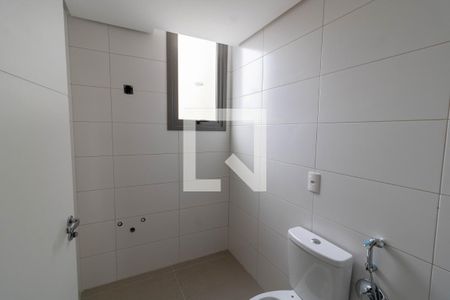 Apartamento à venda com 601m², 4 quartos e 2 vagasBanheiro da Suíte 3