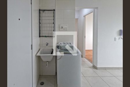 Apartamento à venda com 32m², 2 quartos e sem vaga Apartamento à venda com 32m², 2 quartos e sem vagaCozinha e Área de Serviço