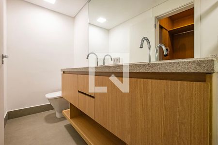 Suíte - Banheiro de apartamento à venda com 2 quartos, 110m² em Jardim Paulista, São Paulo